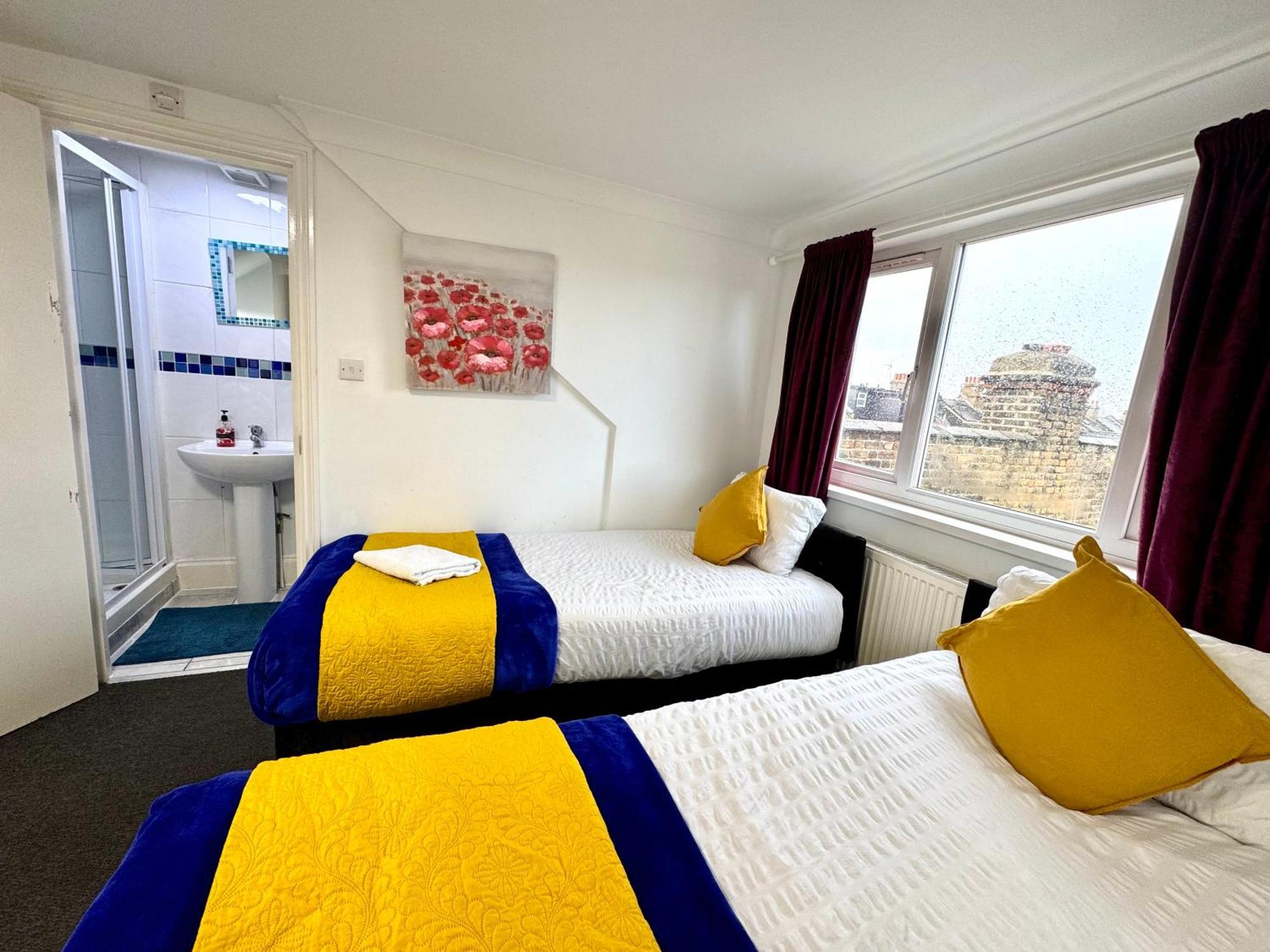 London 3 Bedrooms 3 Bathrooms Spacious House, Reception, Kitchen, Garden, Parking Luaran gambar