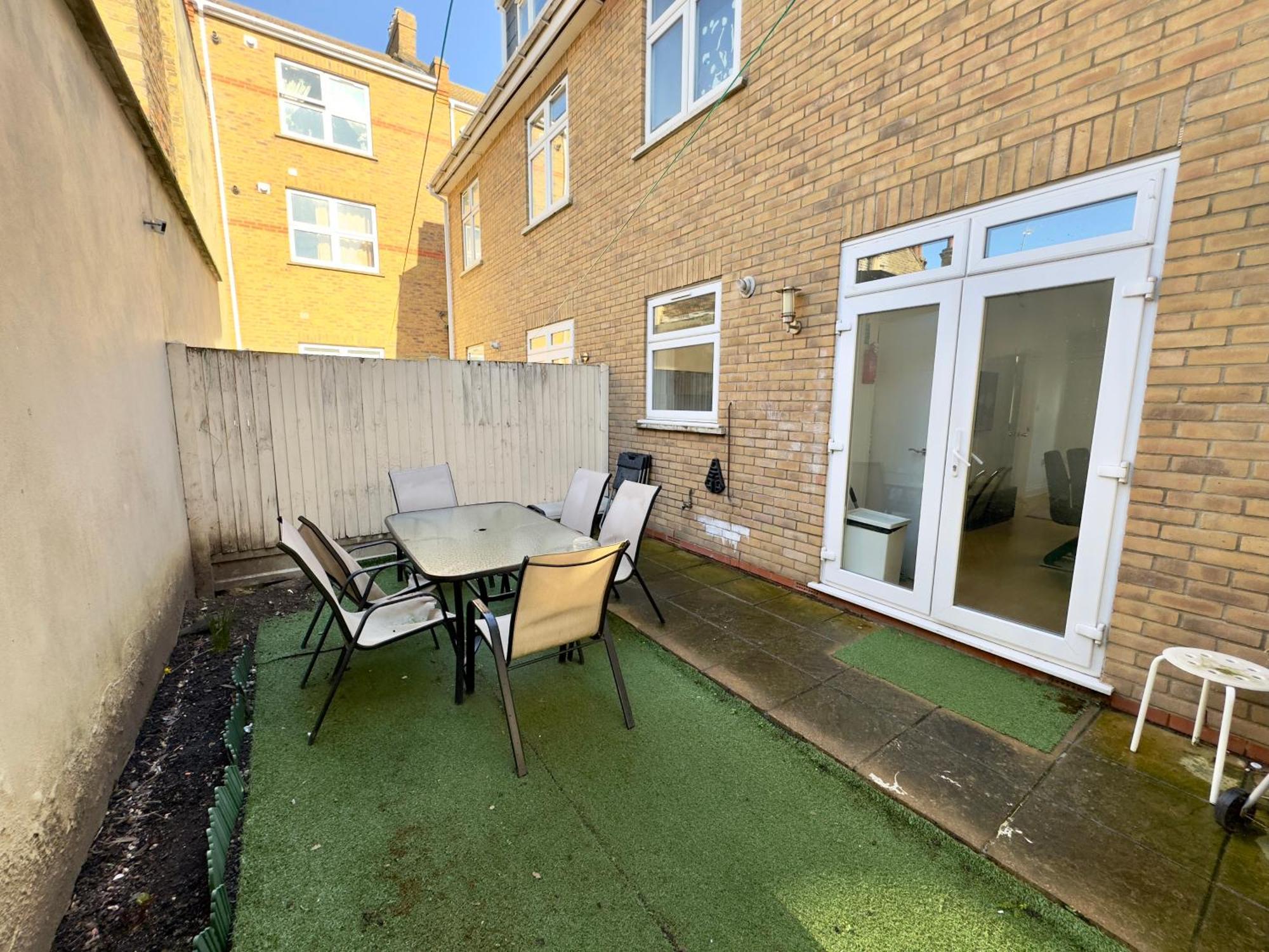 London 3 Bedrooms 3 Bathrooms Spacious House, Reception, Kitchen, Garden, Parking Luaran gambar